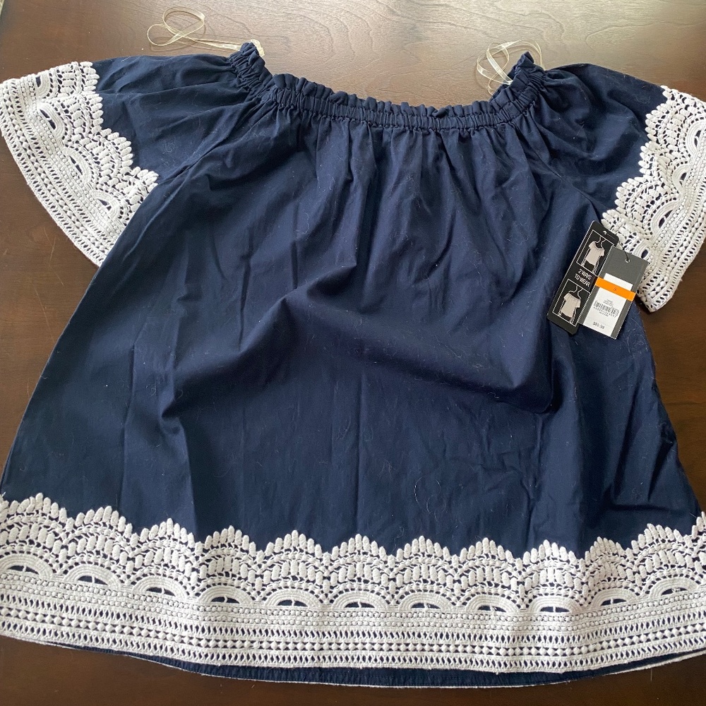 NWT: Crown and Ivy Navy Blouse